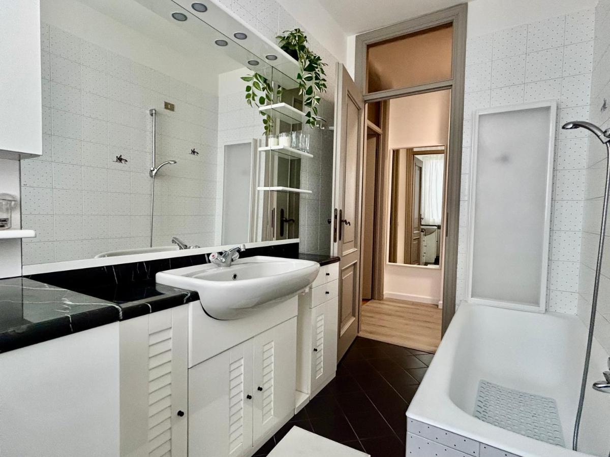 D-Place Apartment Piazza Duomo Крема Екстериор снимка